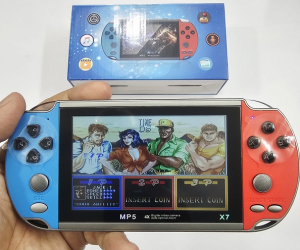 X7 Handhole Retro Game Consoles 8GB 10,000 Classic Games