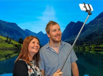 Bluetooth Selfie Shutter Monopod Stick