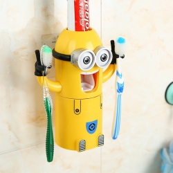 Minions Toothpaste Dispenser KitC: 0116!