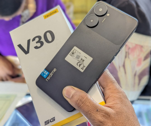 Realme V30 (8GB/256GB)