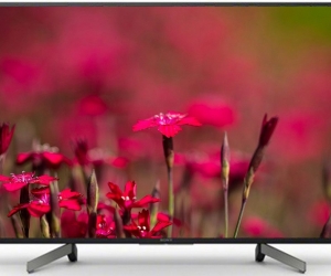 BRAND NEW 49 inch SONY BRAVIA X7000G 4K TV