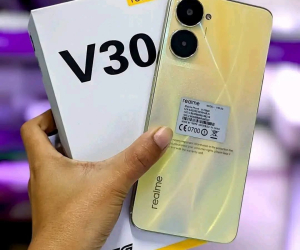 Realme V30 | 8GB/256GB | Best Deal