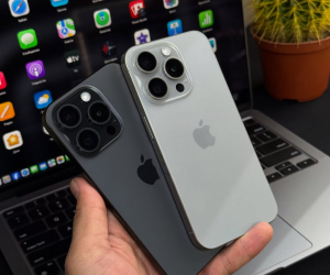 iPhone 16 Pro Max / M@ster ©opy