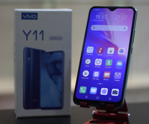 Vivo y11 (8/256)
