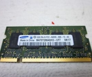 Samsung 1GB DDR2 RAM PC26400 200pin Laptop SODIMM 