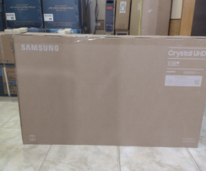 43 inch SAMSUNG AU8000 UHD 4K TV (OFFICIAL WARRANTY)