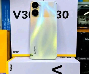 Realme V30 5G [8|256]