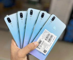 Vivo Y11 8/256GB – Low Budget
