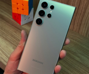 Samsung Galaxy S24 Ultra Master ©opy 