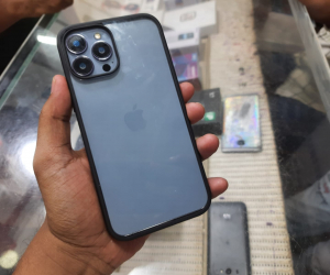 IPHONE 13 pro max UK concept 