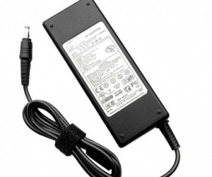 Used Genuine Samsung NPR50 NPR505 AC Adapter Charger 90W